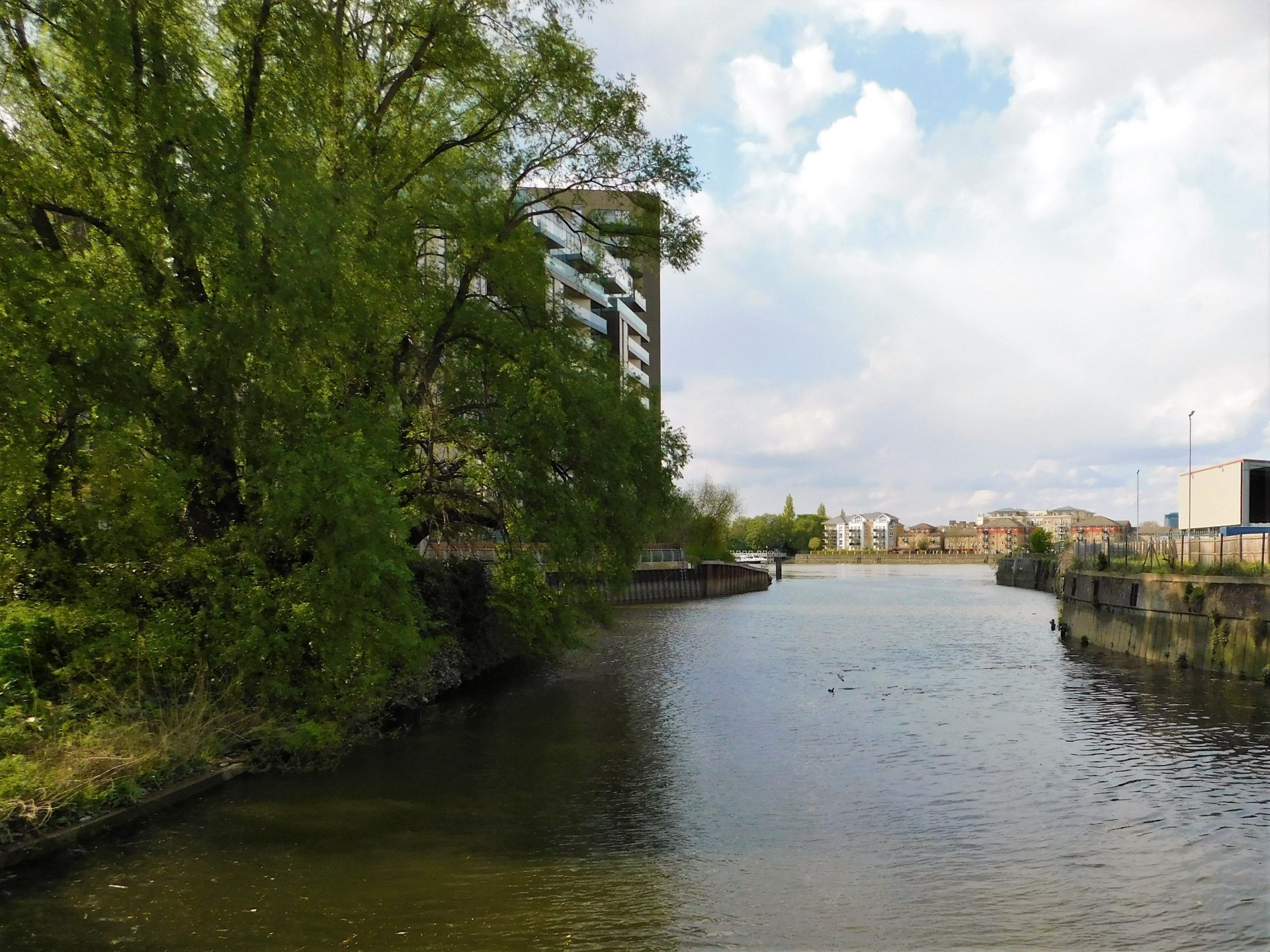 Away Day - River Wandle Walk (12.5 miles / 20 km - Moderate, Booking ...