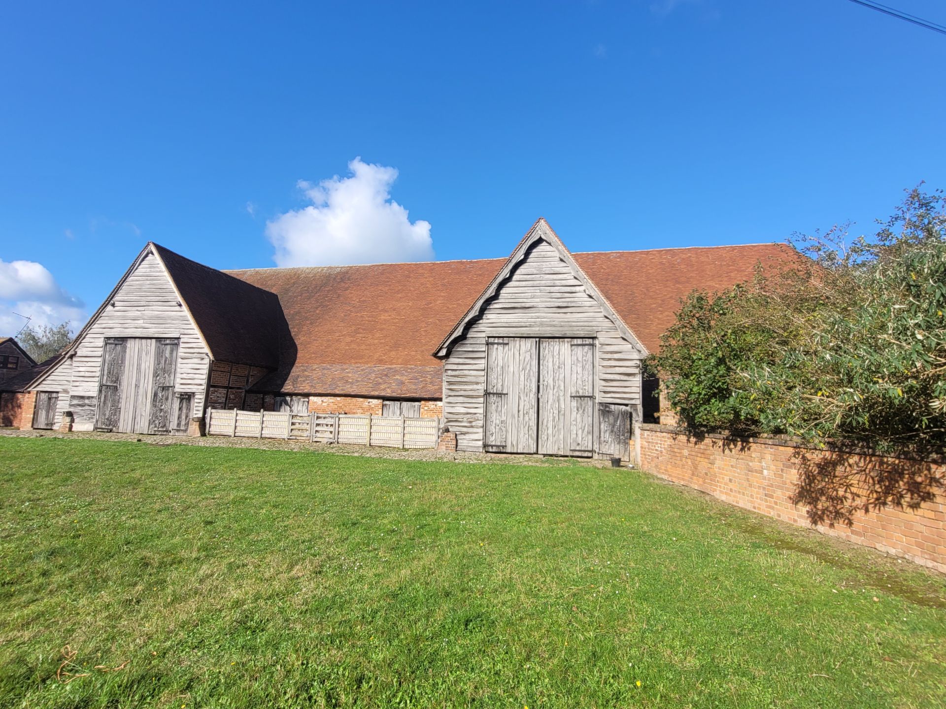 Leigh Court Barn