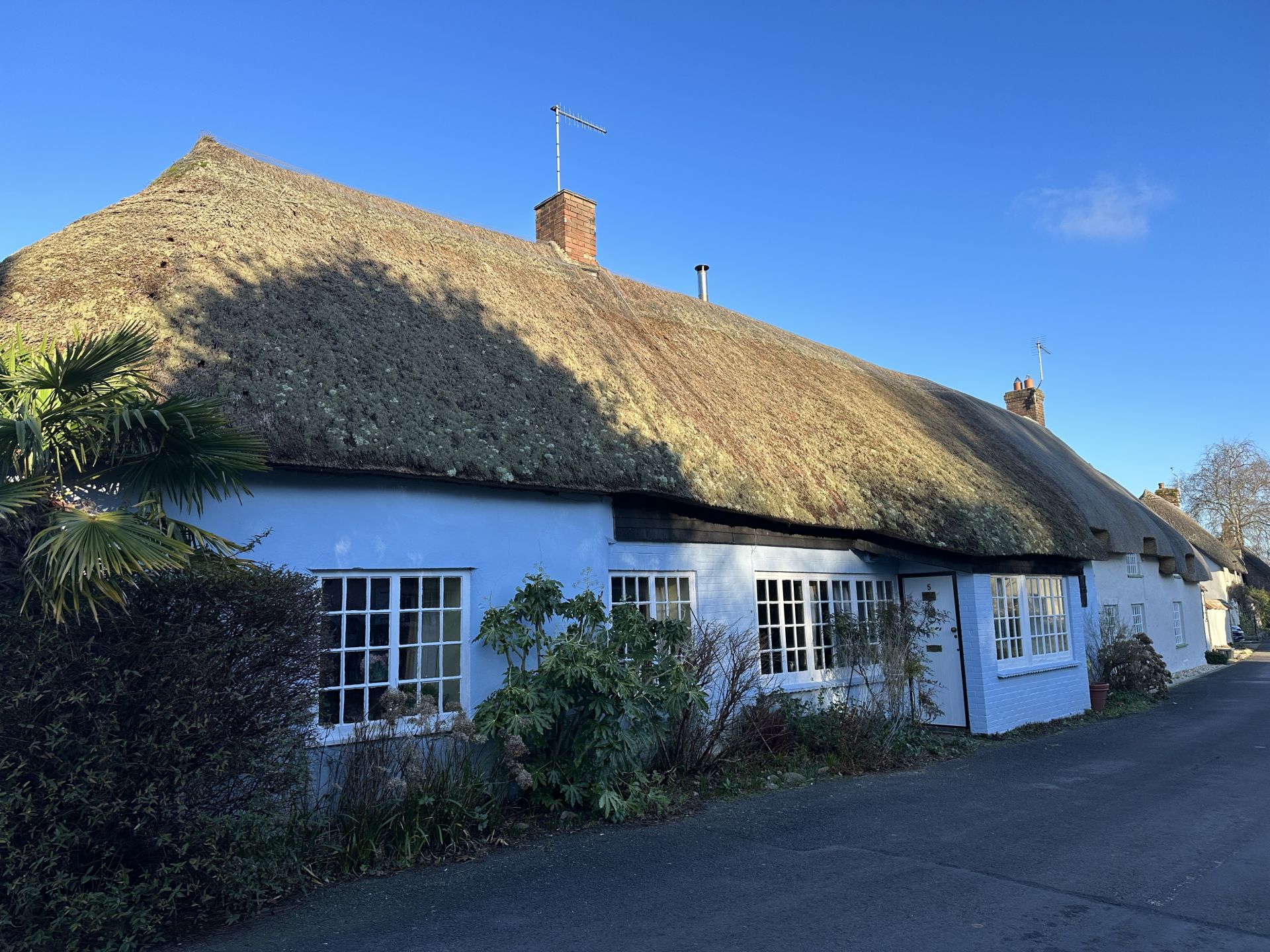 Briantspuddle village