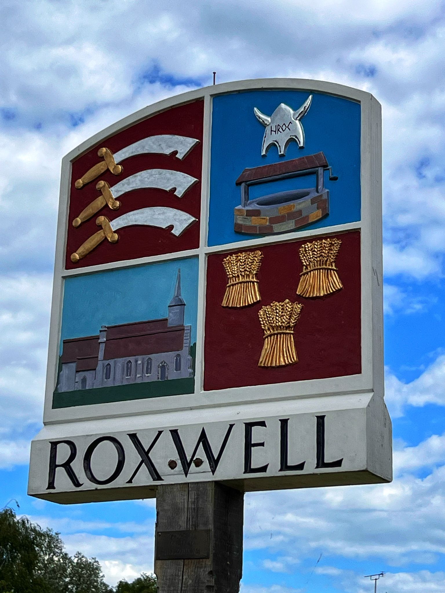 Roxwell Village Sign, ©️ Steve H (C&B)
