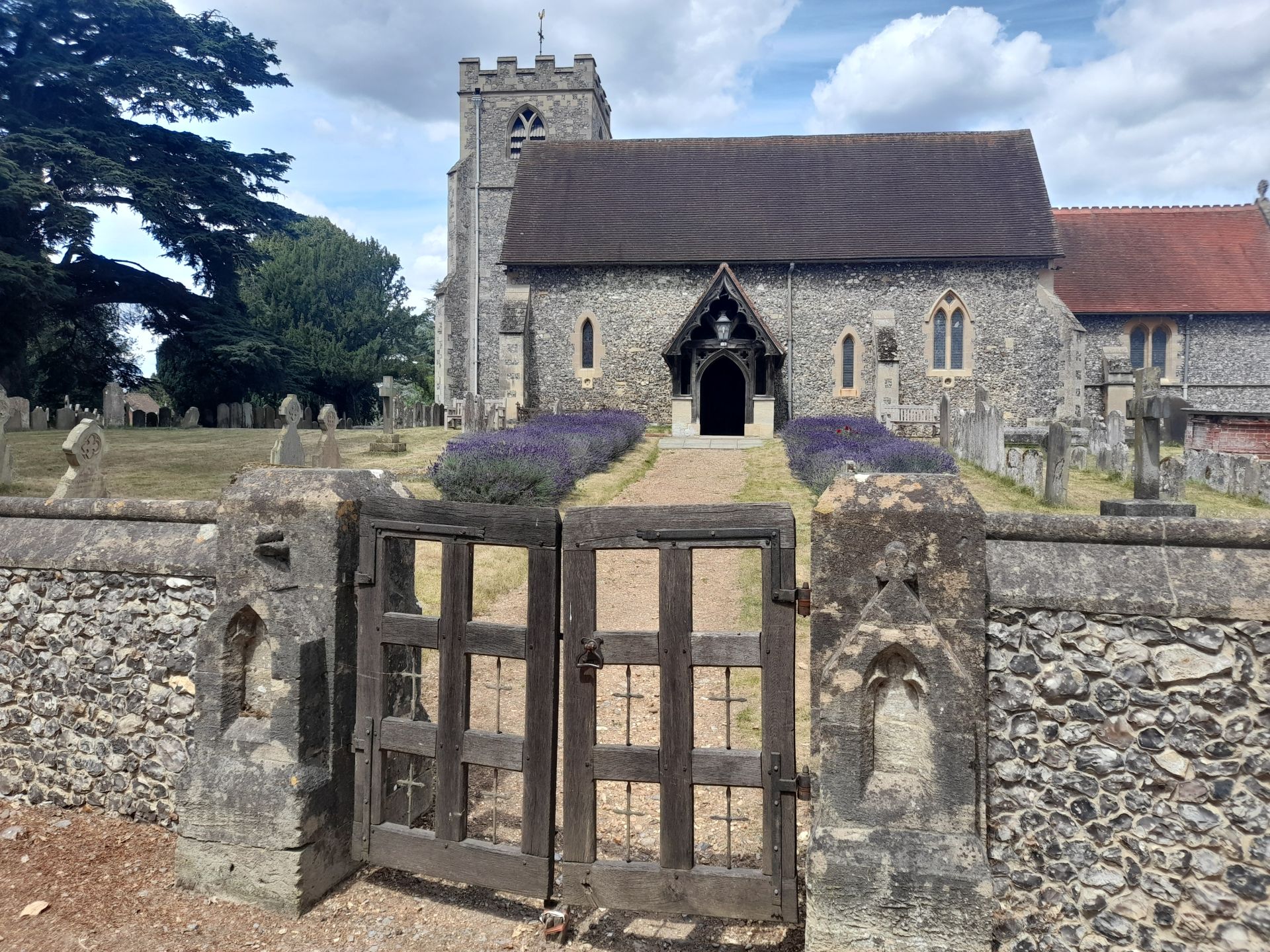 Shiplake church