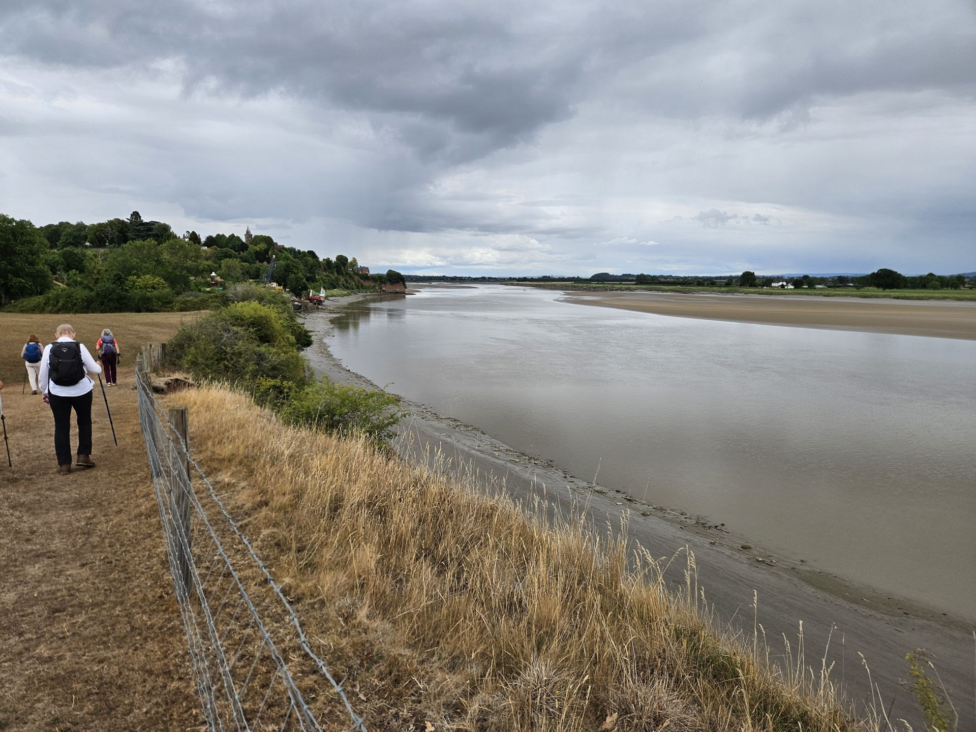 Walking back by the Severn