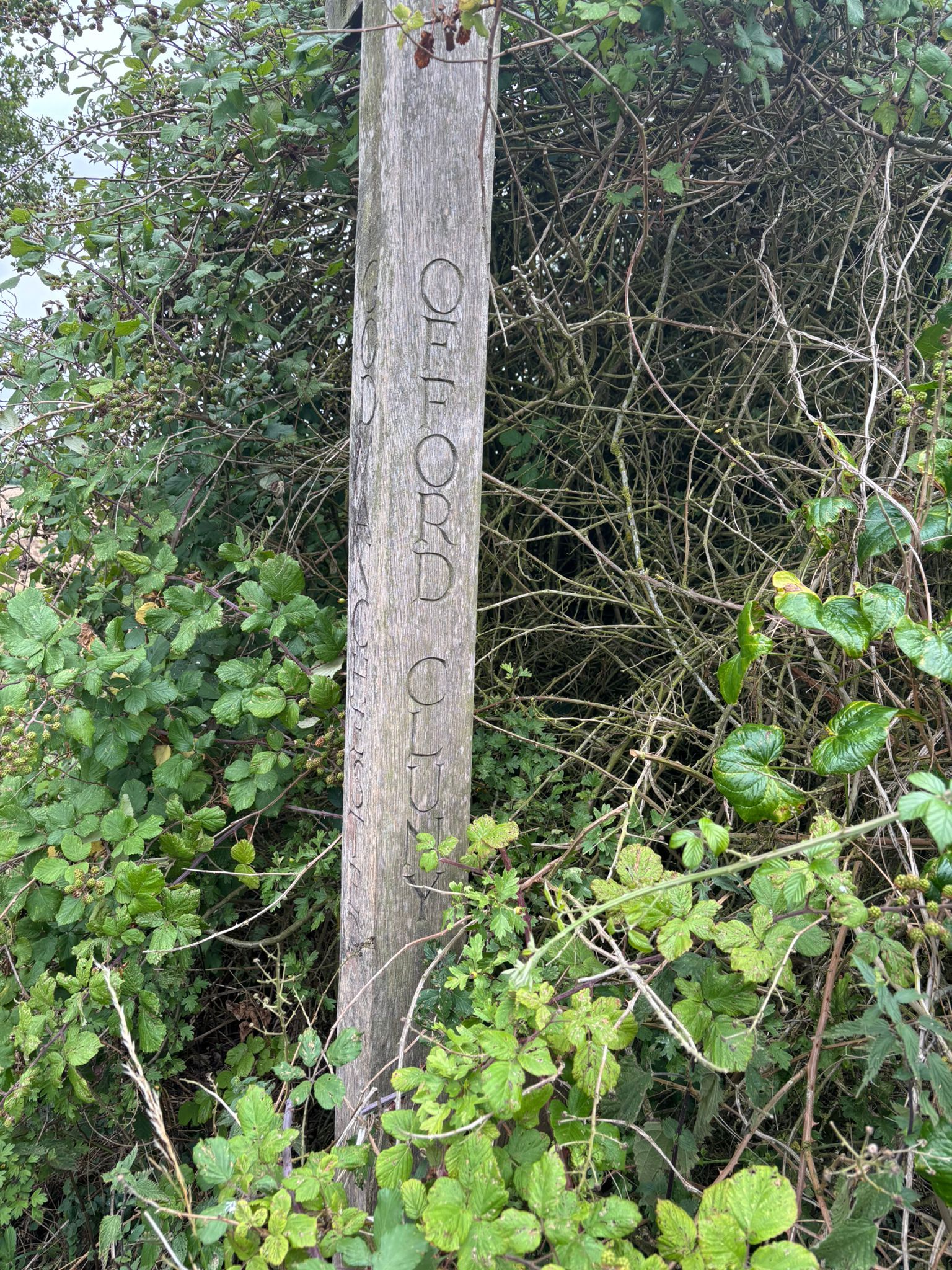 Fingerpost at junction of 4 parishes