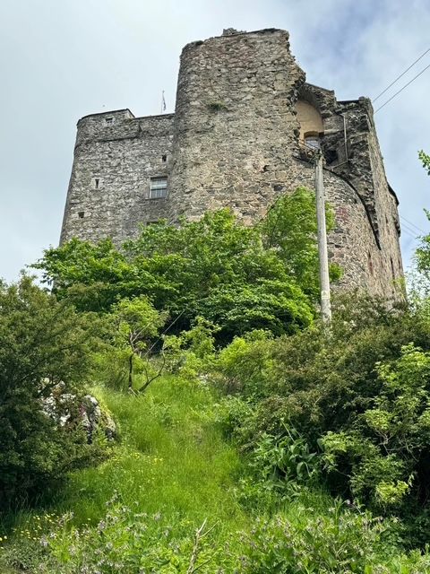 Neidpath Castle