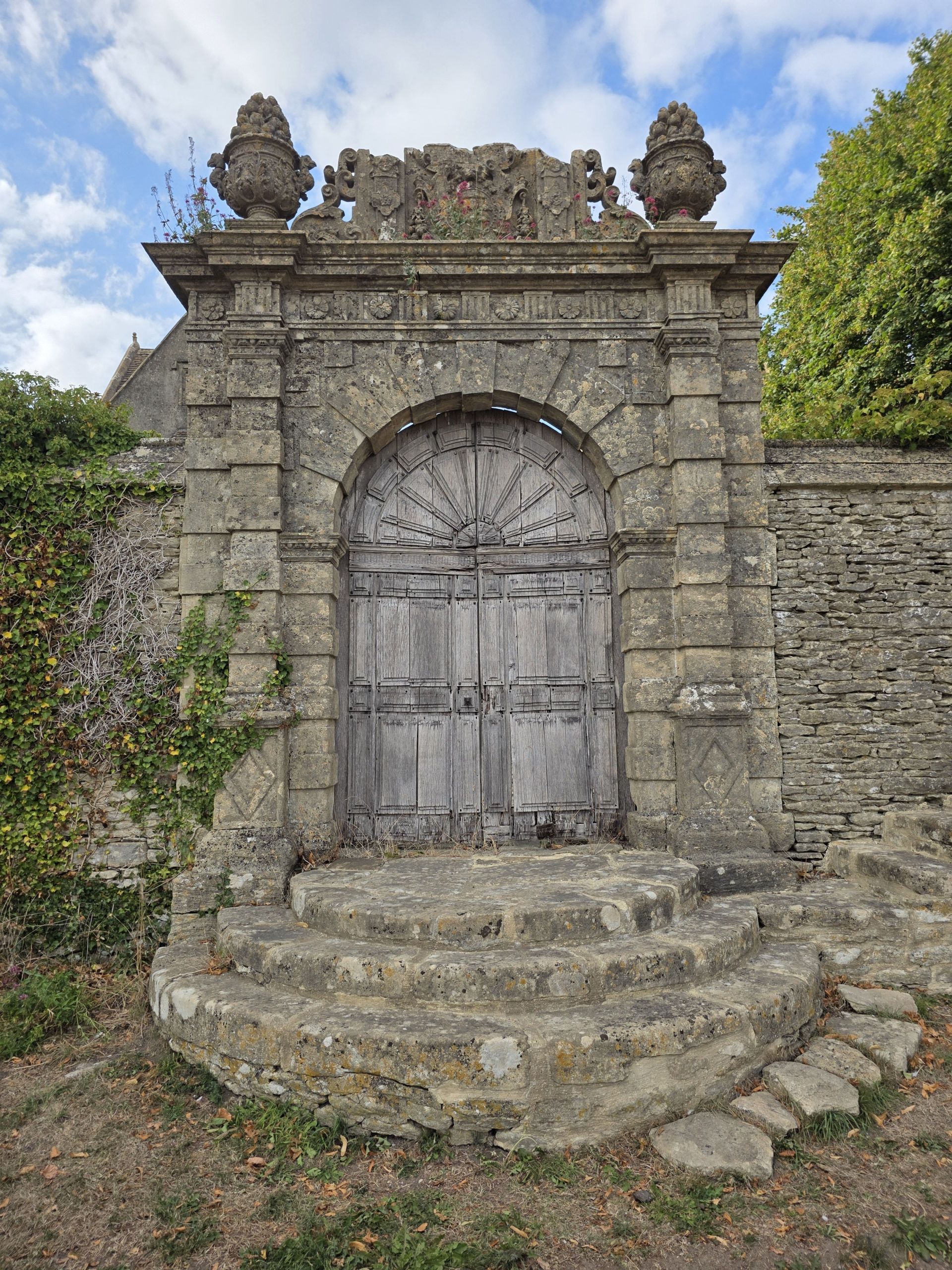 Paupers' gate