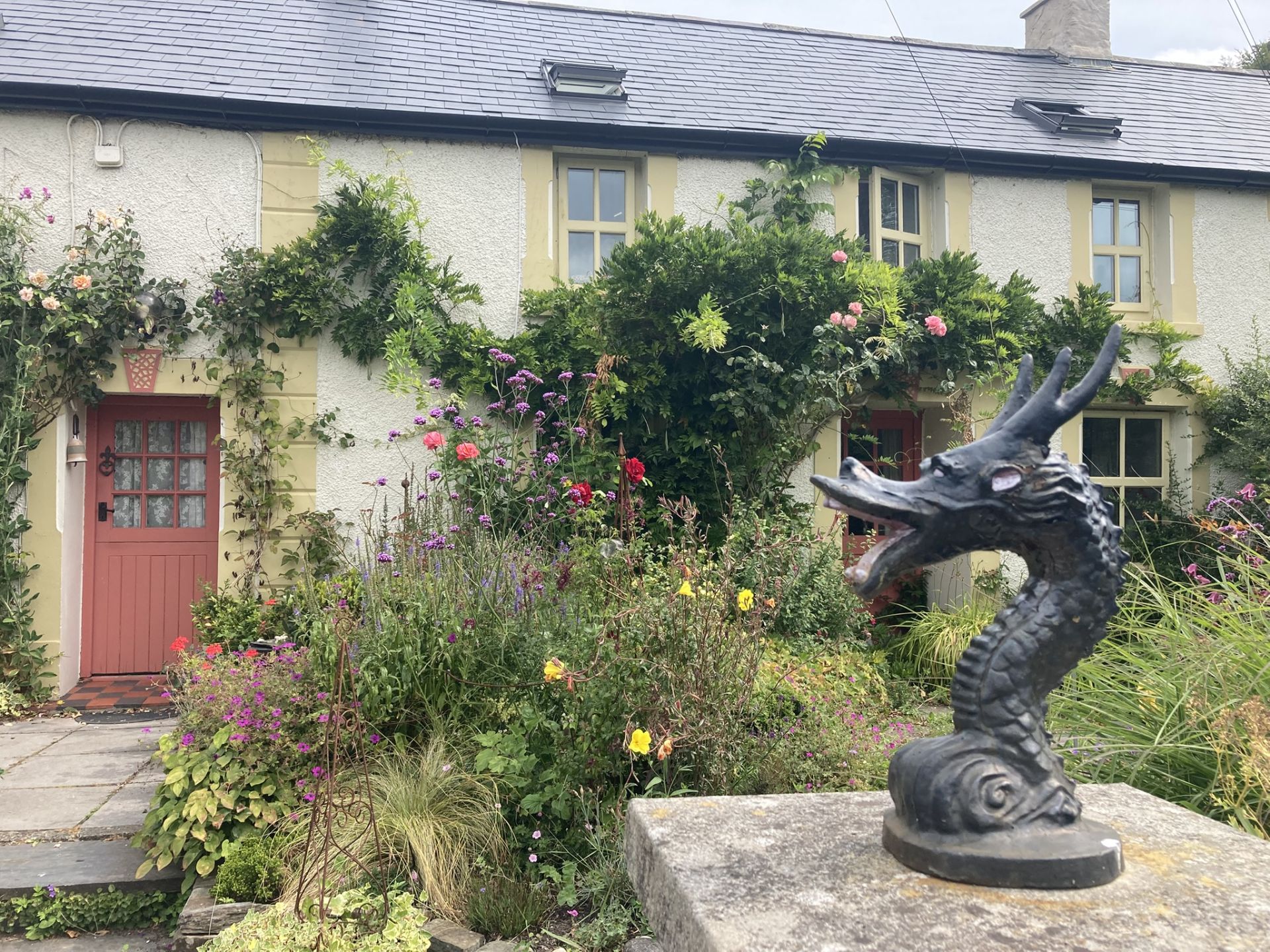 cottage garden with dragon