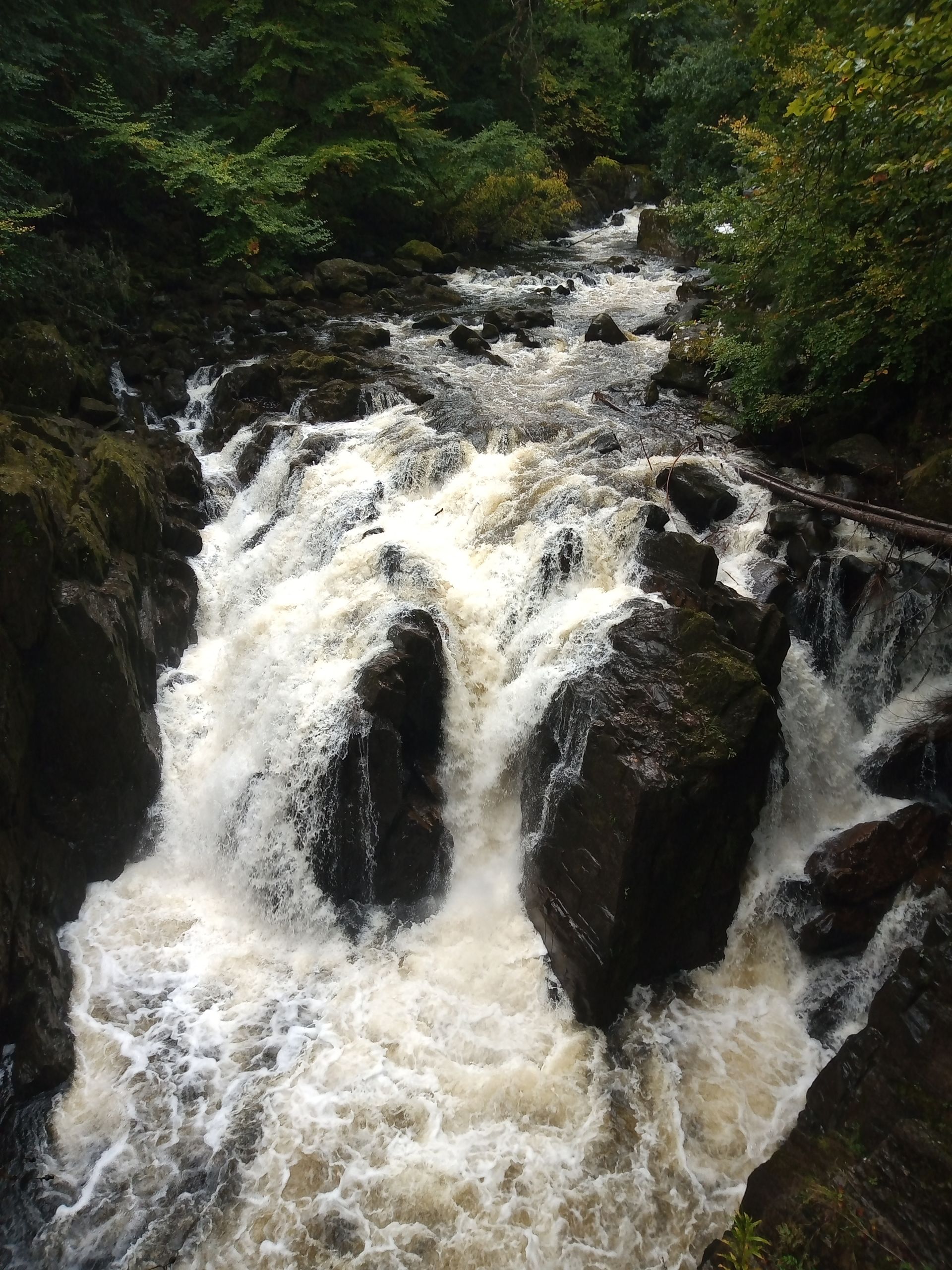 Black Linn Falls