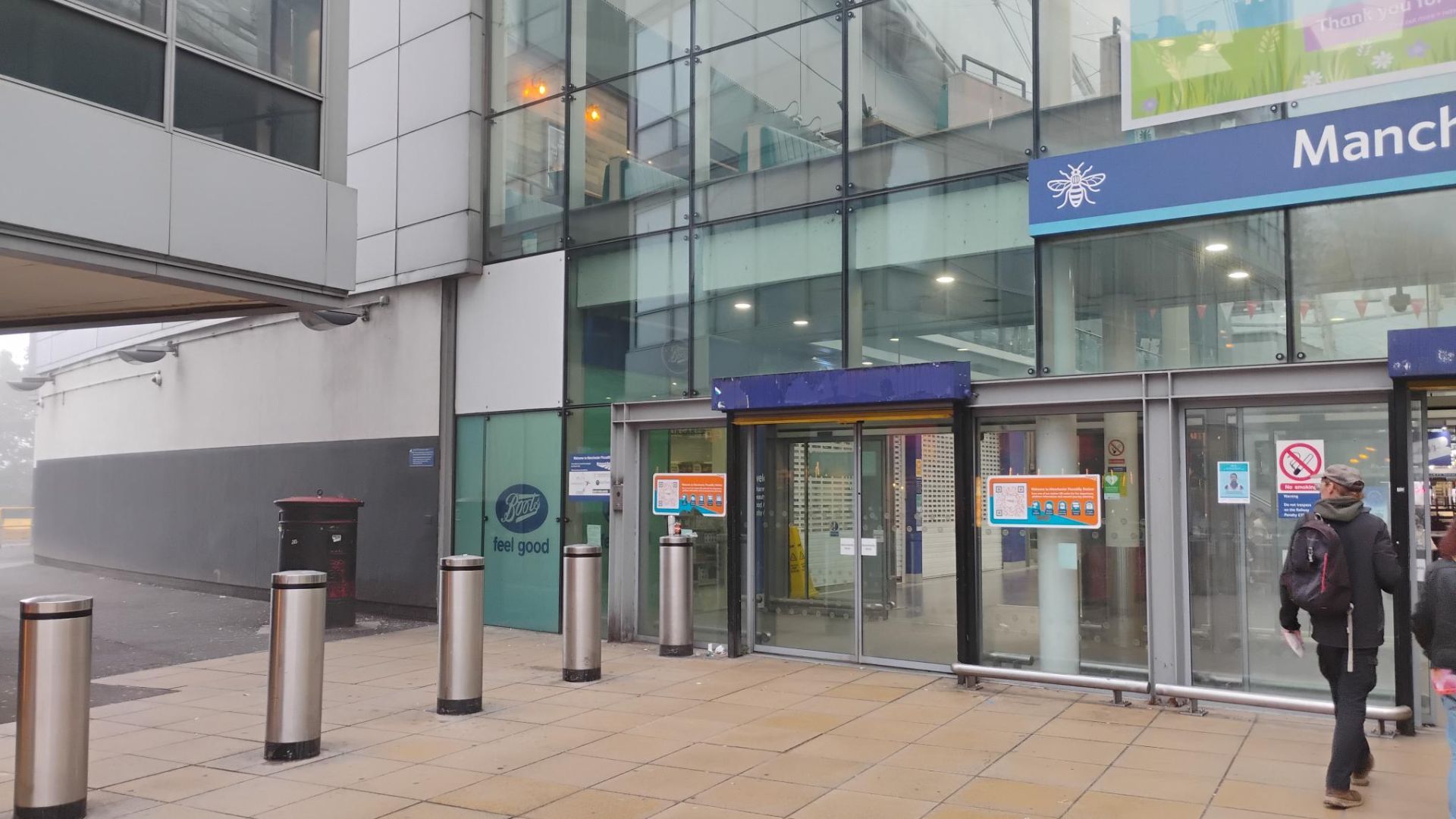 Manchester Piccadilly main entrance