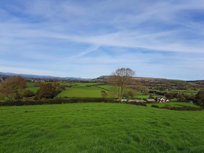 Countryside near Cinderbarrow