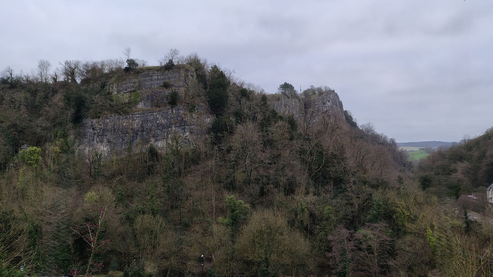 A view to Giddy Edge