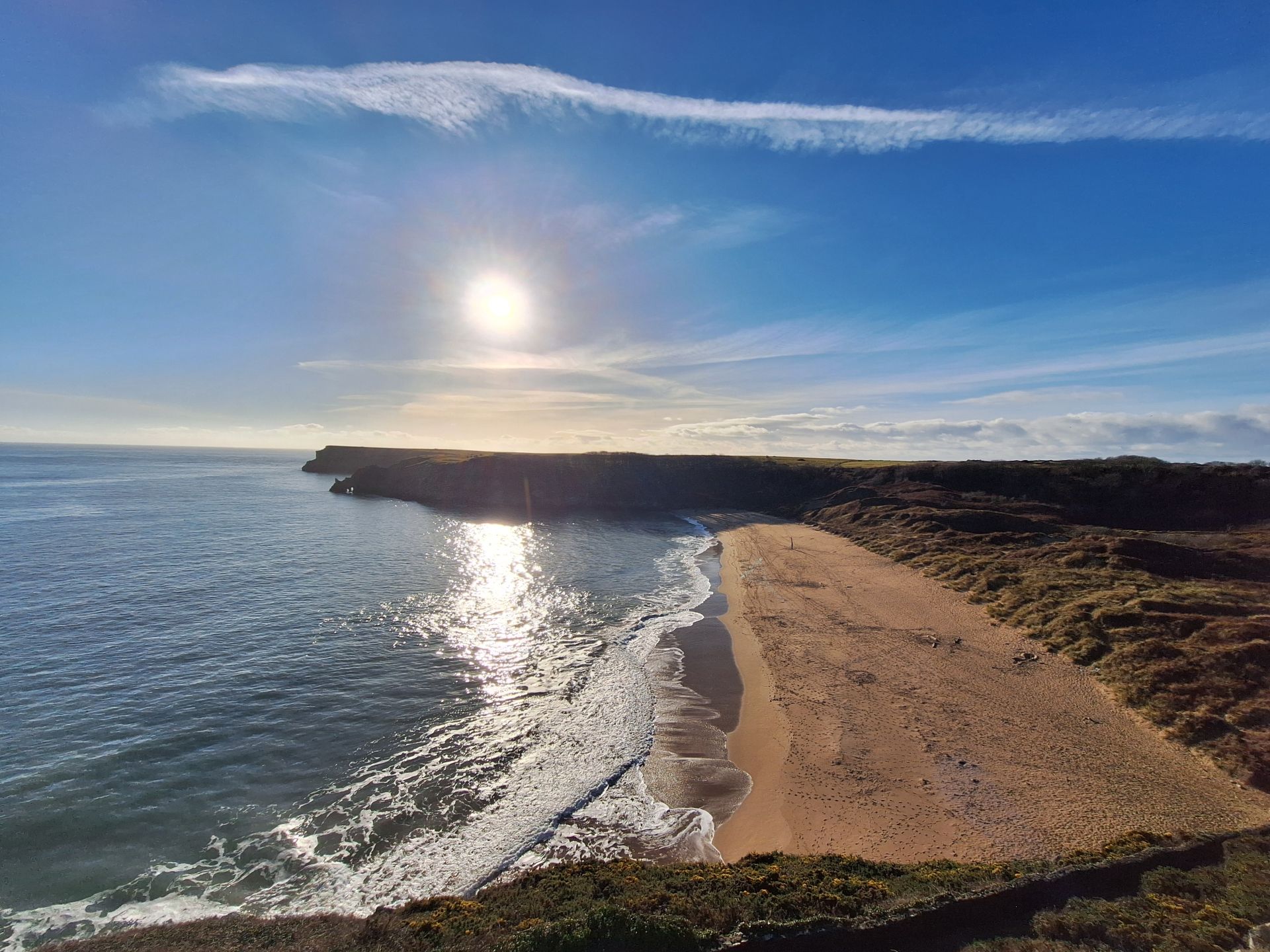 The sun rising over Barafundle Bay.