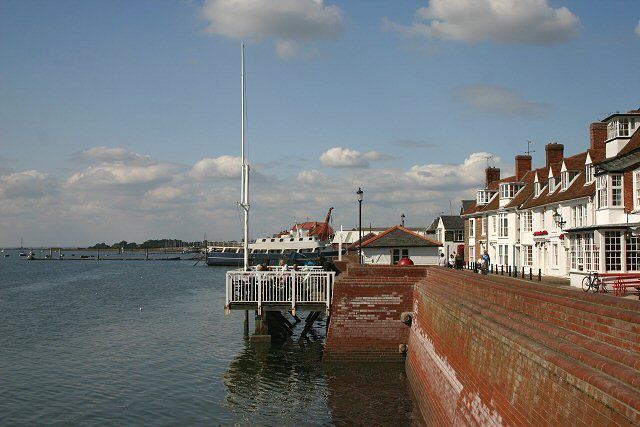 Burnham on Crouch