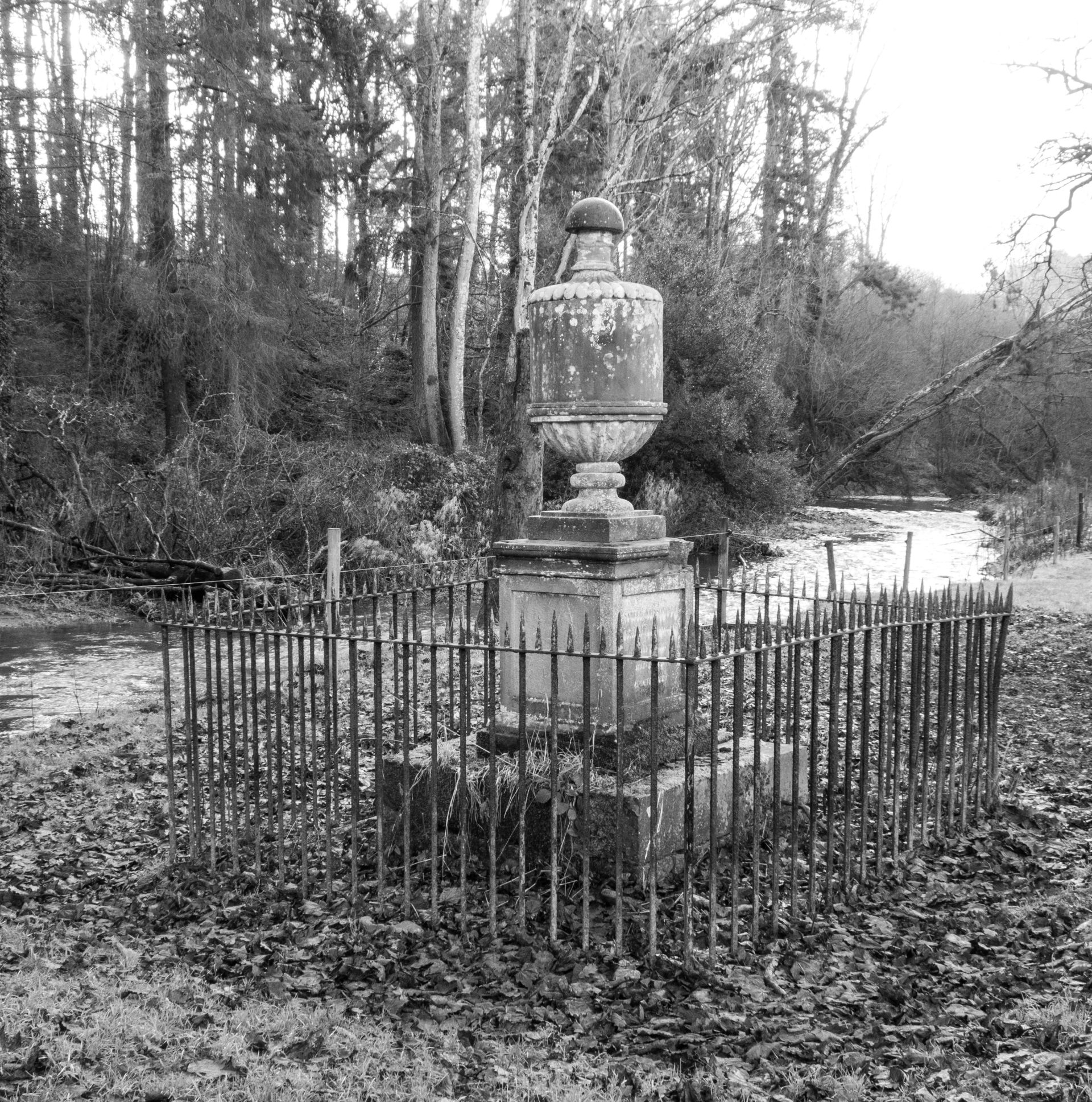 Dr Johnson's Memorial