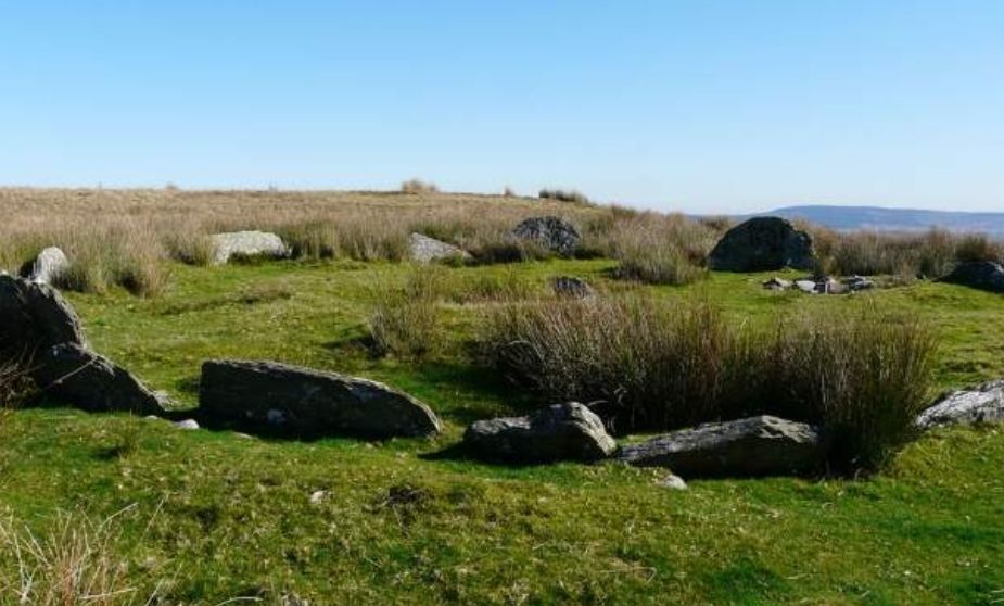 Carn Llechart stone circle