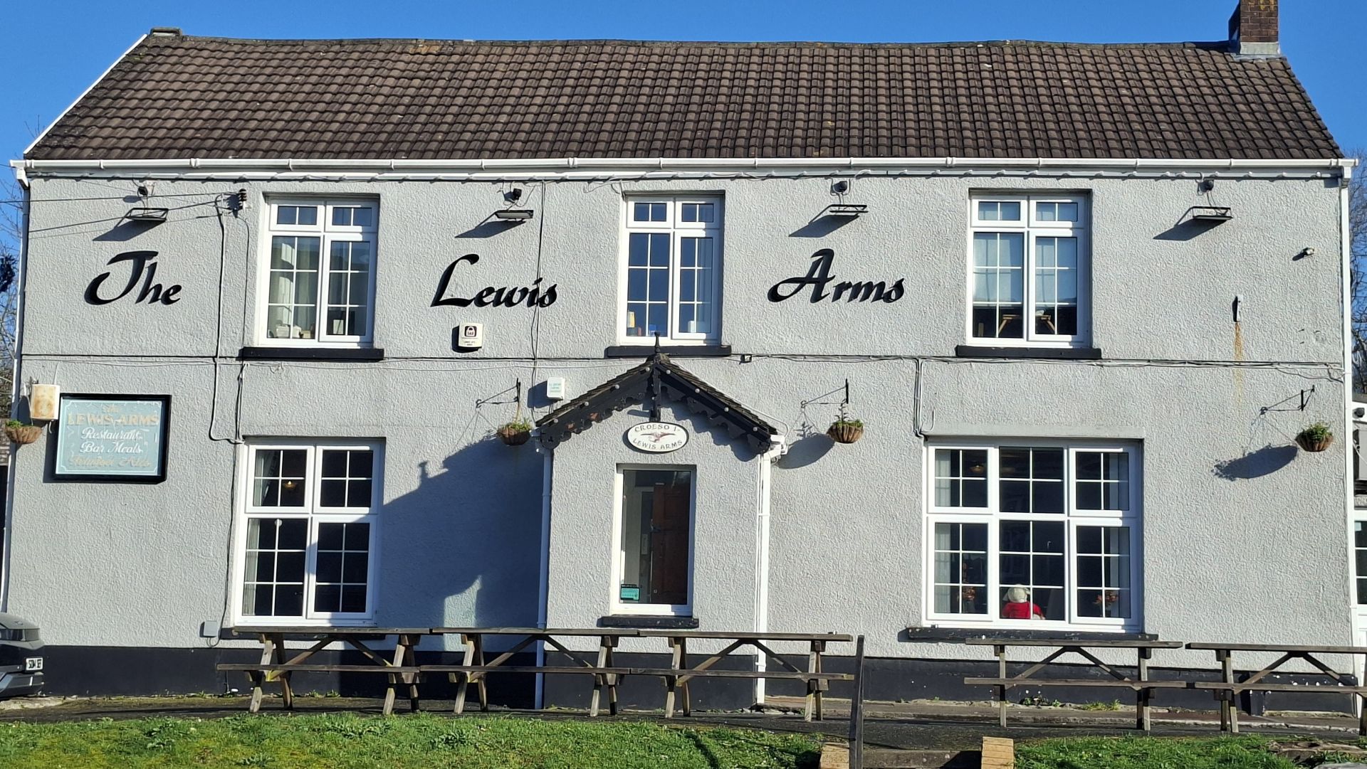 Lewis Arms