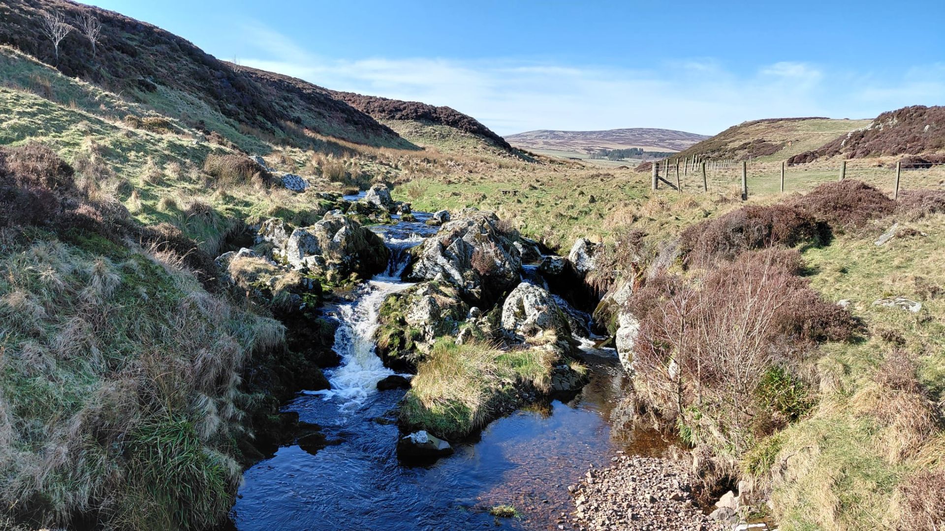Further picture of waterfall