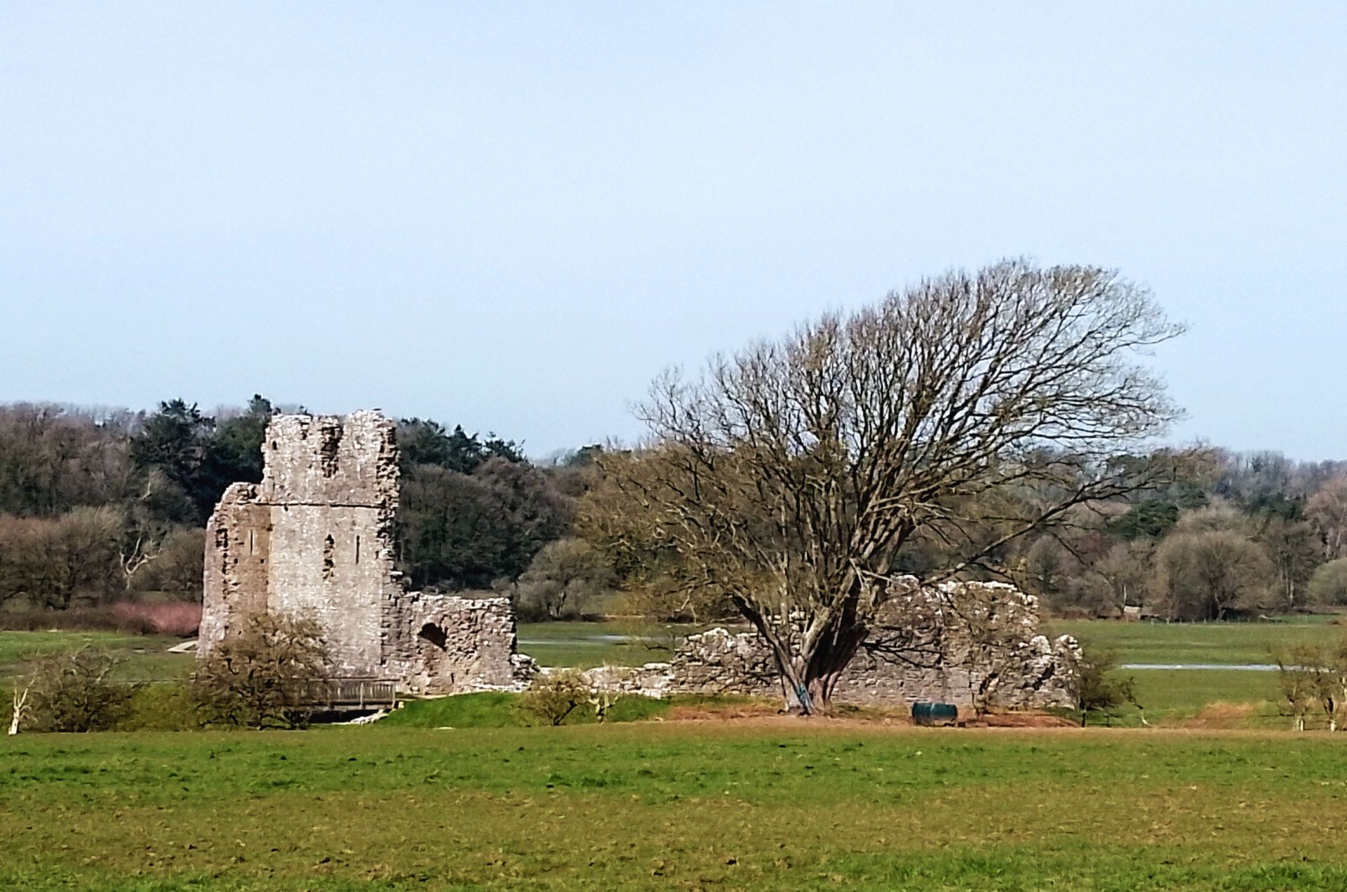 Ogmore Castle 