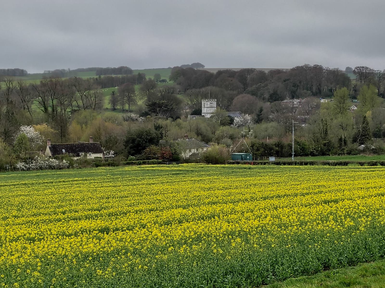 Descending into Broad Chalke.