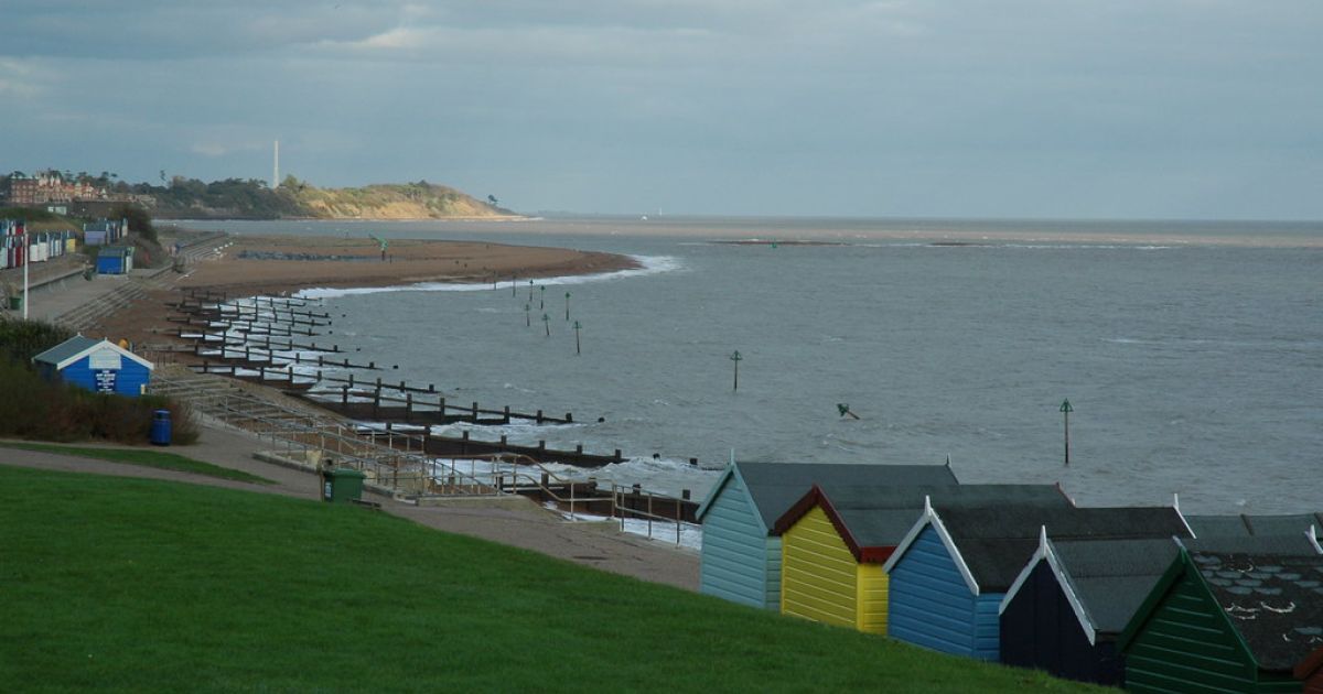Gentle walk along Felixstowe Prom and return through Langer Park or