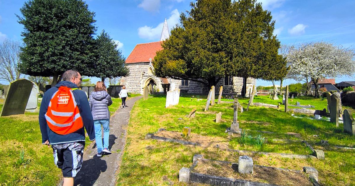 Wellbeing Pole Walk: Higham, from Higham