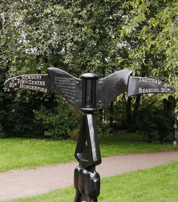 Signpost to Reading and Newbury