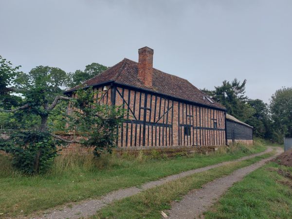 tudor barn in Great Staughton