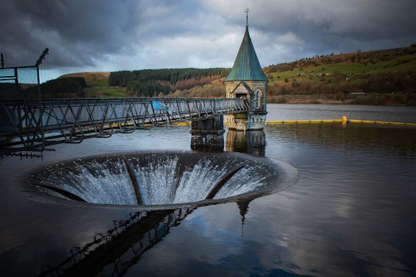 Pontsticill Reservoir, Bannau Brycheiniog (Brecon Beacons)