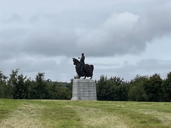 Robert the Bruce statue