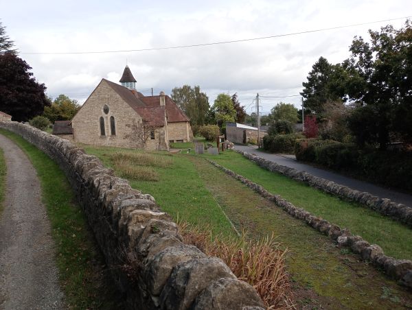 Cliffords Mesne church