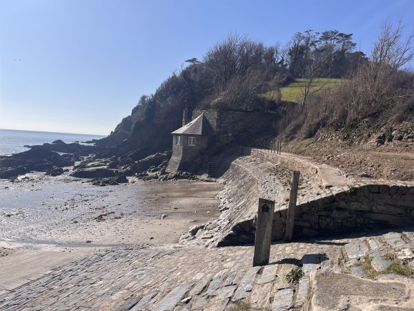 Mothecombe beach hut