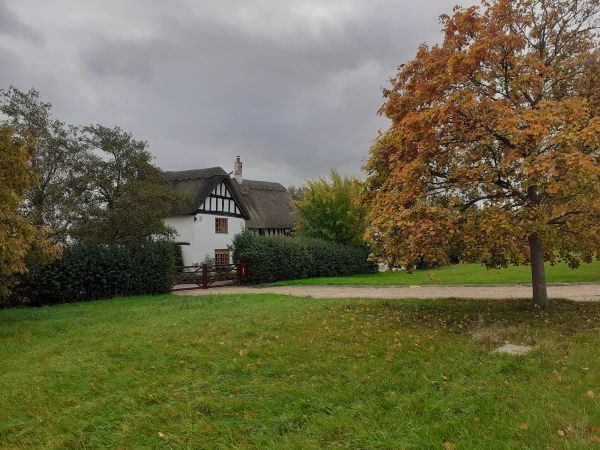 house in Sawbridge