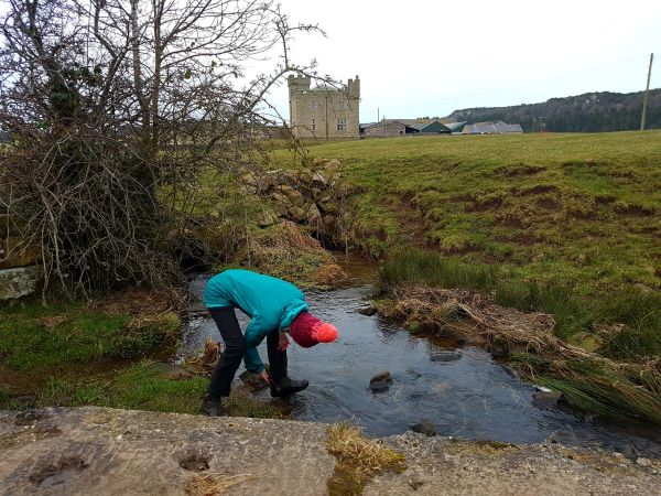 Boot cleaning station