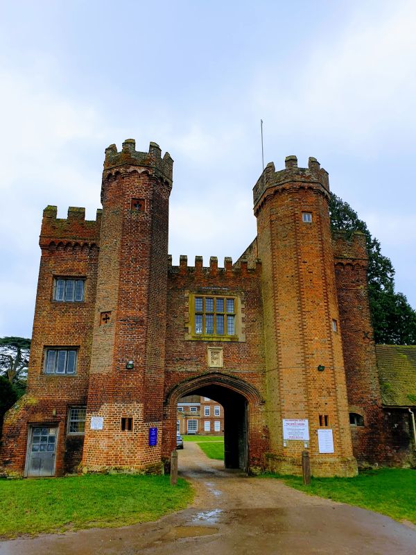 Lullingstone Castle