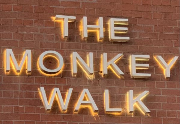 Monkey walk 