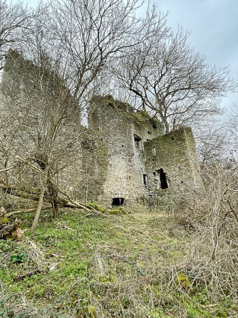 East Orchard Castle