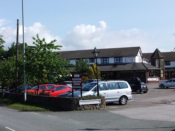 Car Park at Beaufort Park Hotel, New Brighton, Mold - by Rept0n1x via Wikemedia Commons