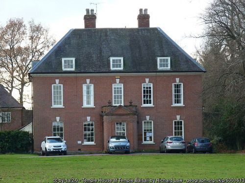 Temple House at Temple Balsall, copyright Richard Law, used under Creative Commons licence v2.0.