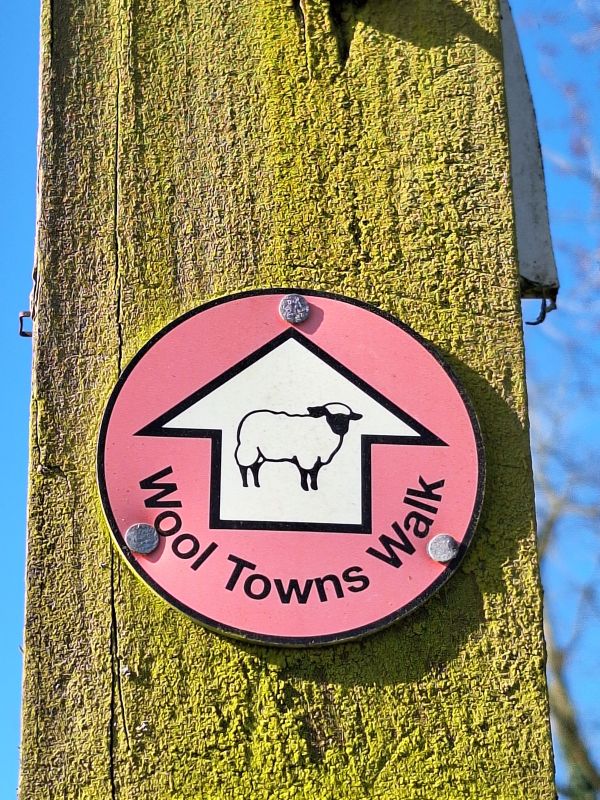 Wool  Towns logo