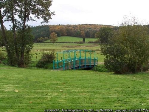 Footbridge near The Old Schoolhouse, Weeford, copyright Geoff Pick, used under Creative Commons licence v2.0.
