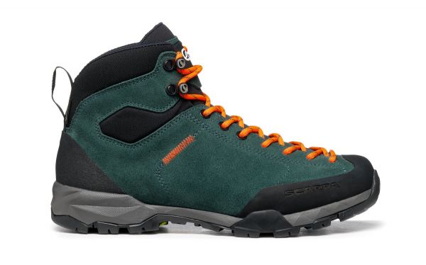 The best waterproof shoes and trainers for hiking in 2023 - Ramblers